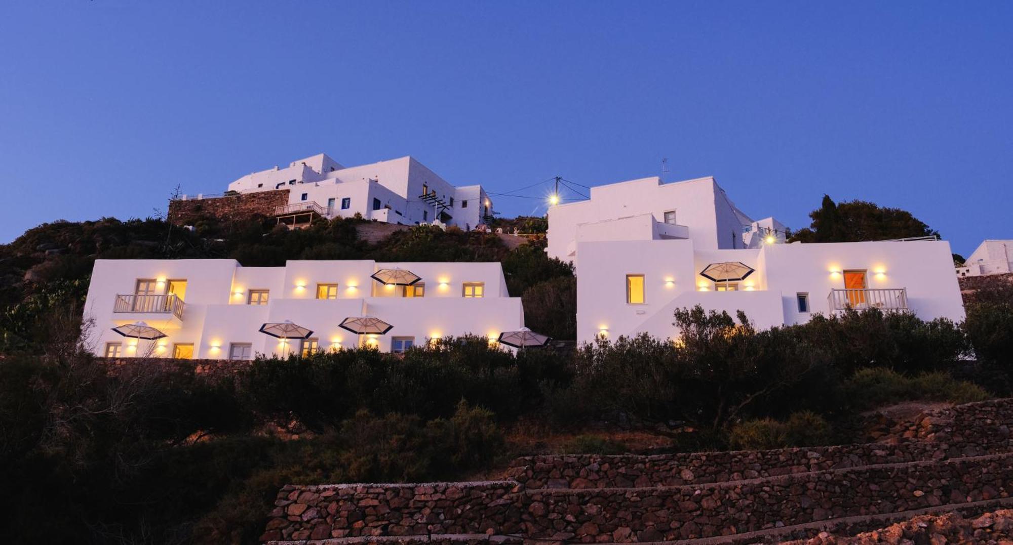 Odyssey Rock Milos Sunset Suites Plaka  ภายนอก รูปภาพ